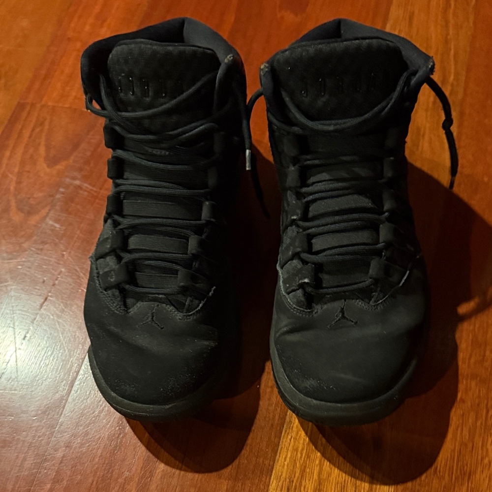 Jordan Men's Black High-Top Sneakers Size 7